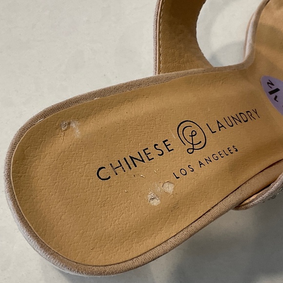 CHINESE LAUNDRY Double Strap Rhinestone Clear Heels Size 8.5 - Picture 4 of 4